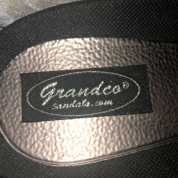 Sandals - Picture 4 of 5